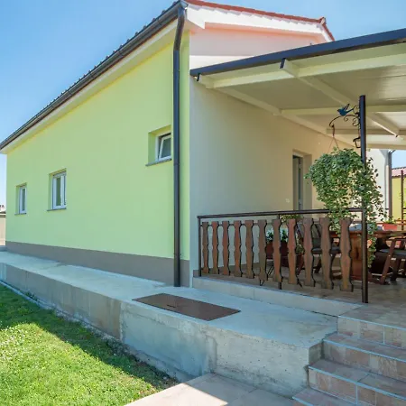 Branka By Interhome *