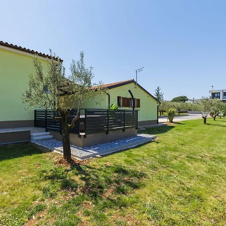 Сasa de vacaciones Branka By Interhome *