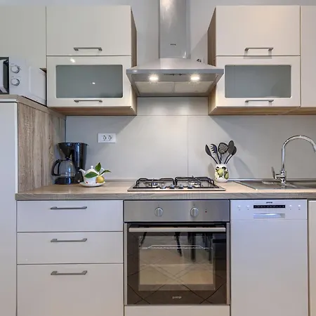 Branka By Interhome